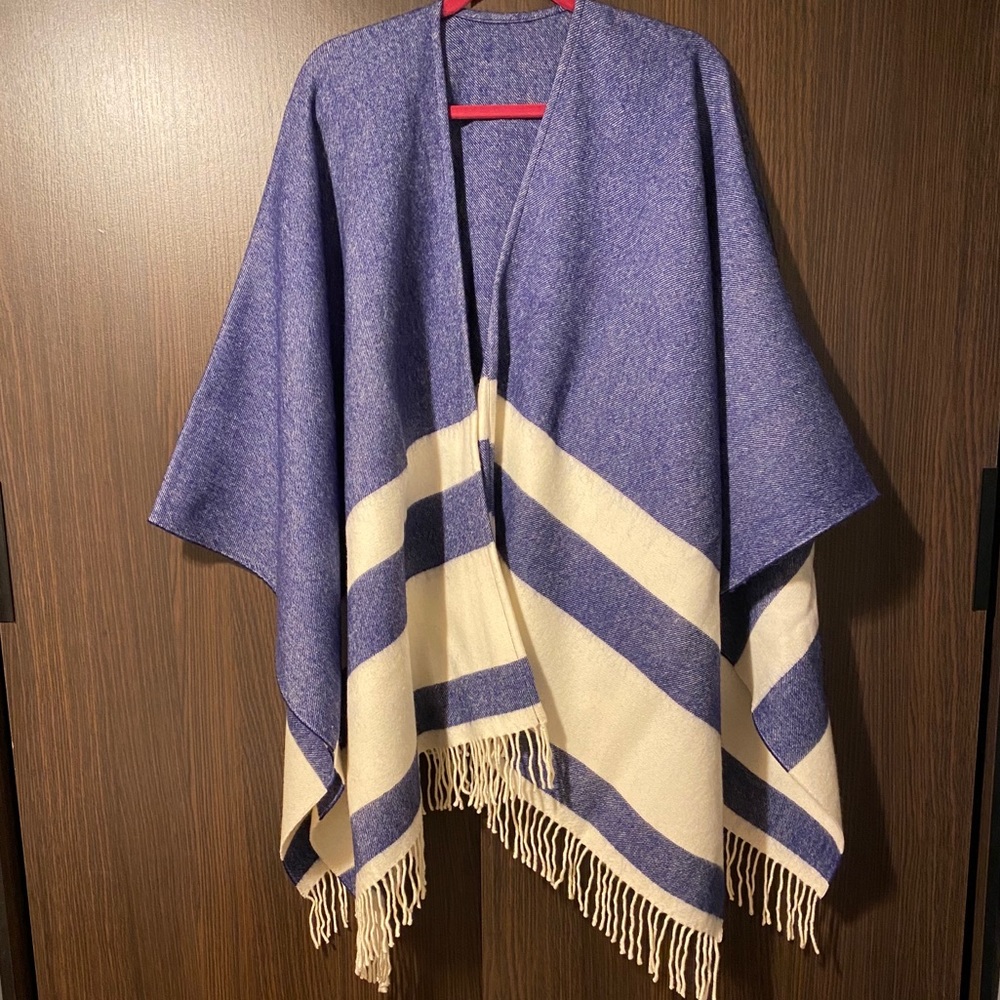 Vineyard Vines Wool Wrap/Shawl
